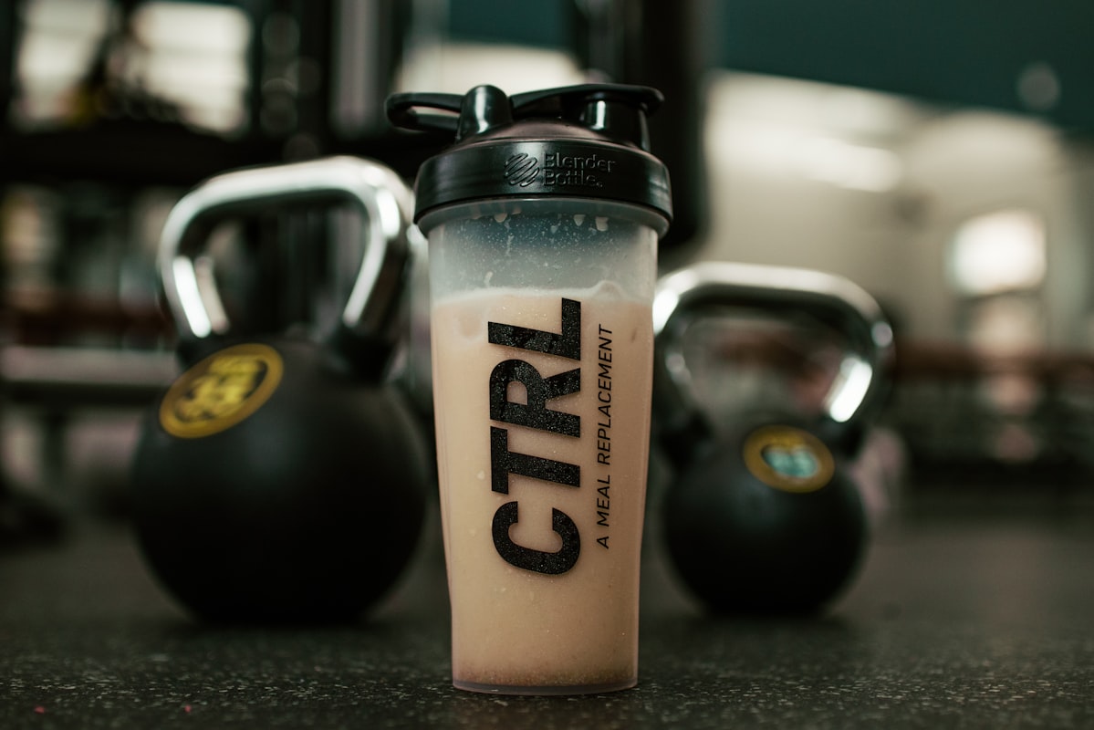 Man maintaining healthy nutrition and fitness lifestyle